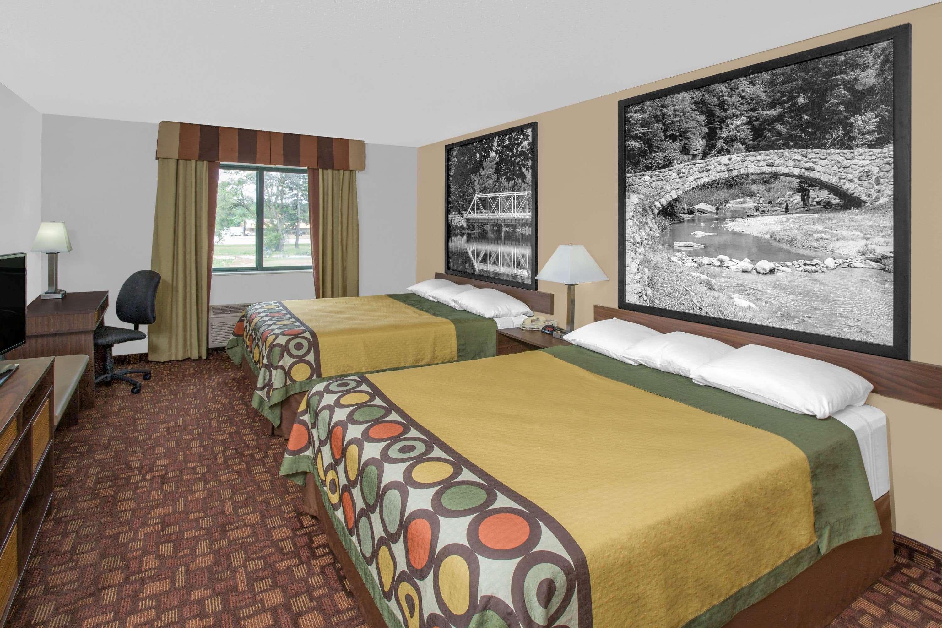 Super 8 By Wyndham Three Rivers Exterior foto